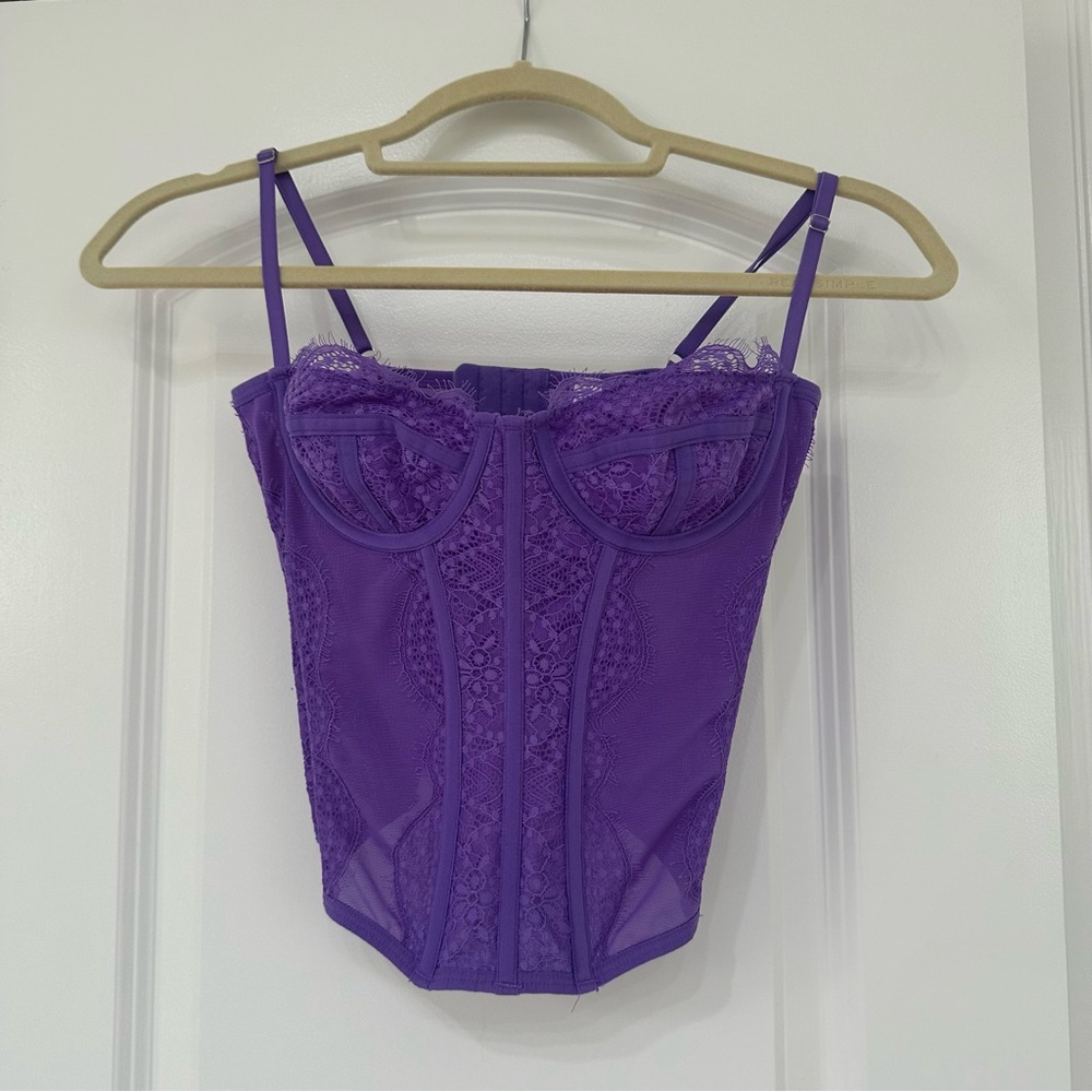 Elegant Purple Lace Bustier